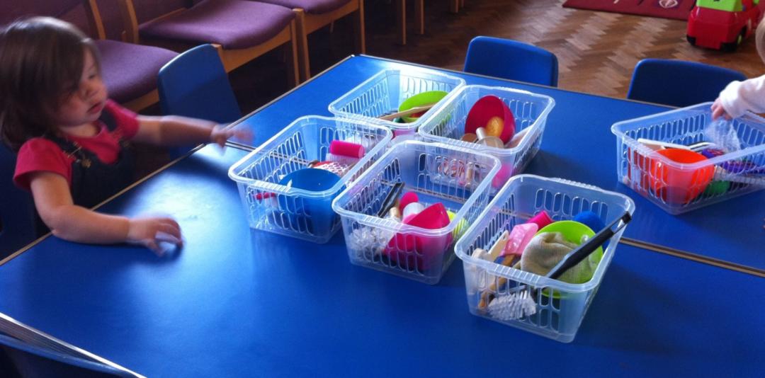 Messy play toddler group activities - sensory baskets