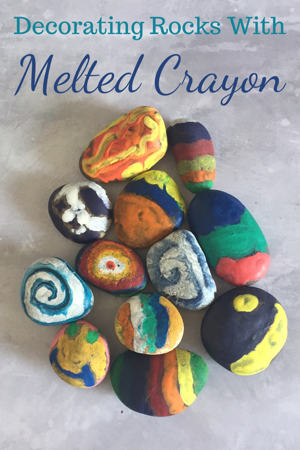 Decorating rocks with melted crayons 