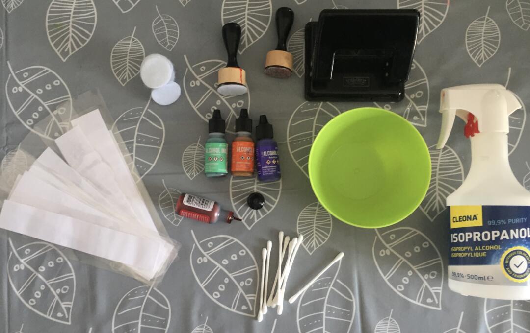 Equipment needed to make alcohol ink bookmarks