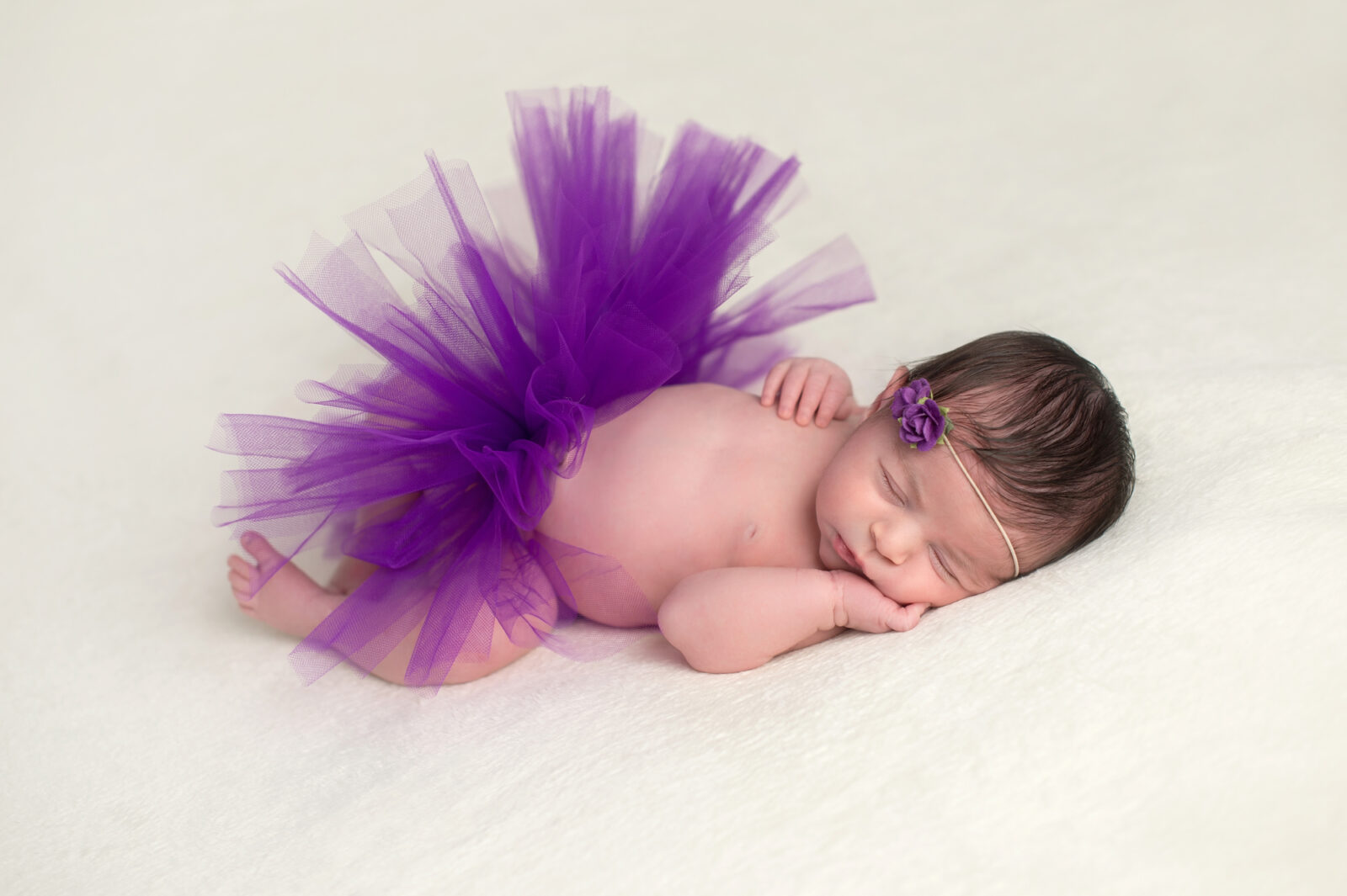 Middle Names for Violet – 160 Beautiful Name Combinations